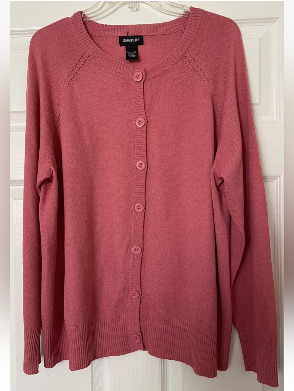 Avenue Women's Rose Pink Button-Front Cardigan Sweater Size 18/20